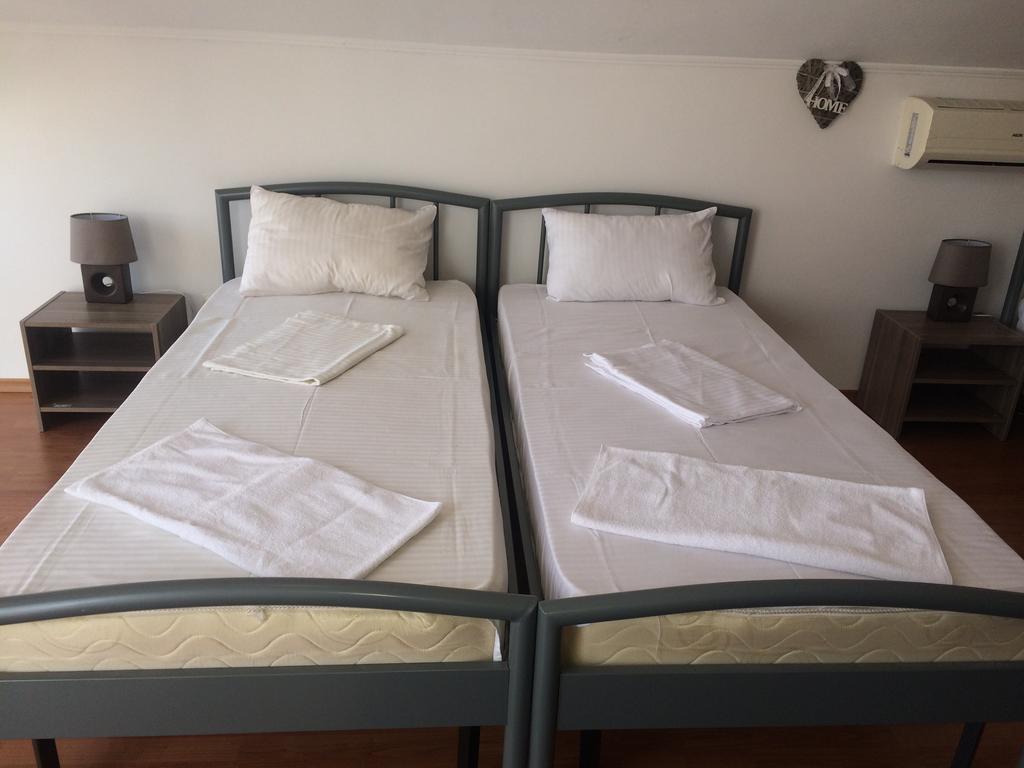 Casa Julius Hotel Constanţa Buitenkant foto