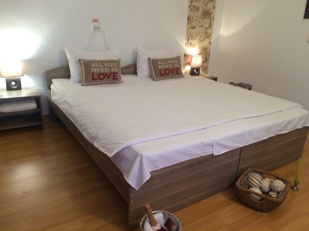 Casa Julius Hotel Constanţa Buitenkant foto